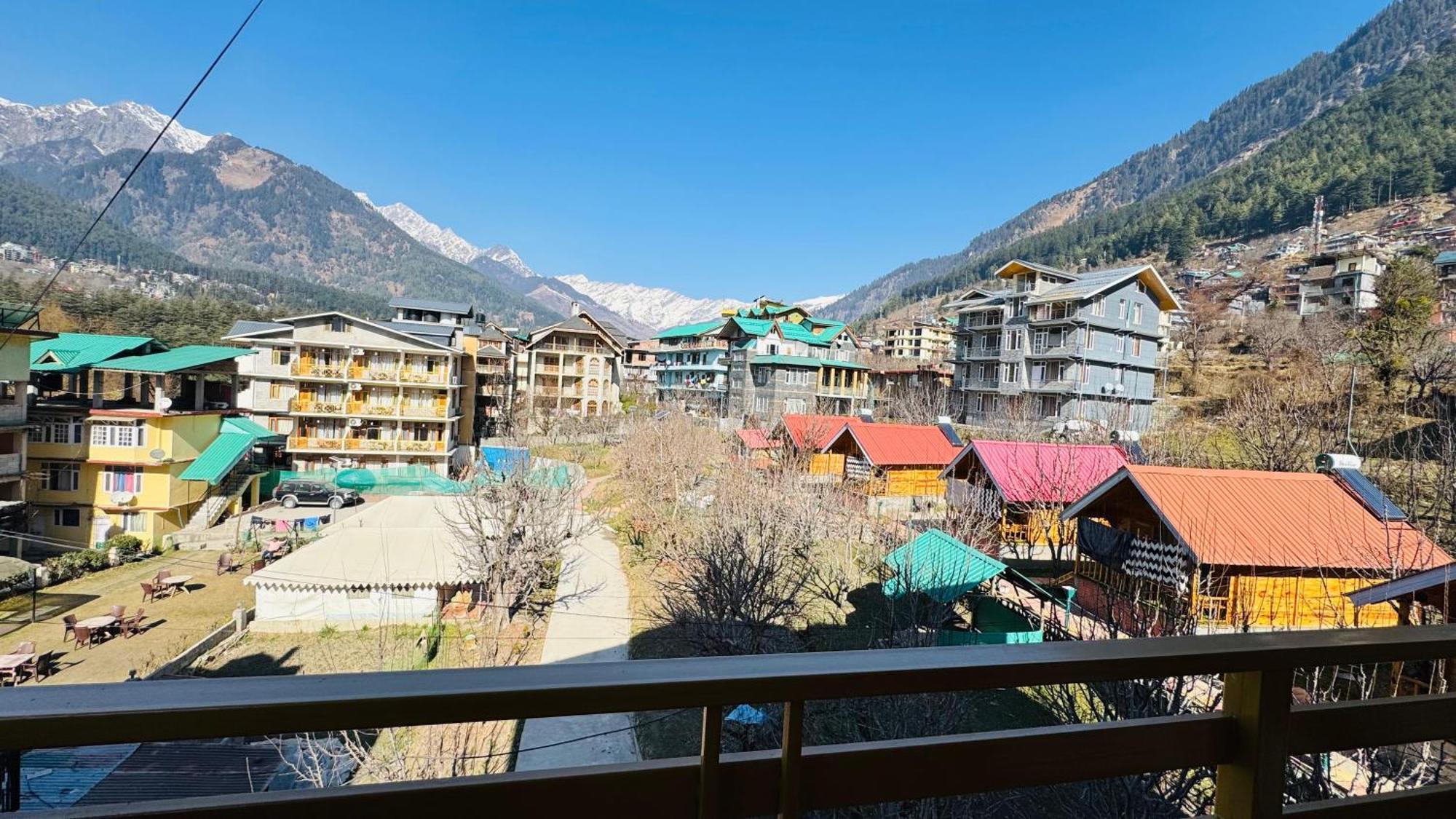 The Midnight Garden Manali Hotel ภายนอก รูปภาพ