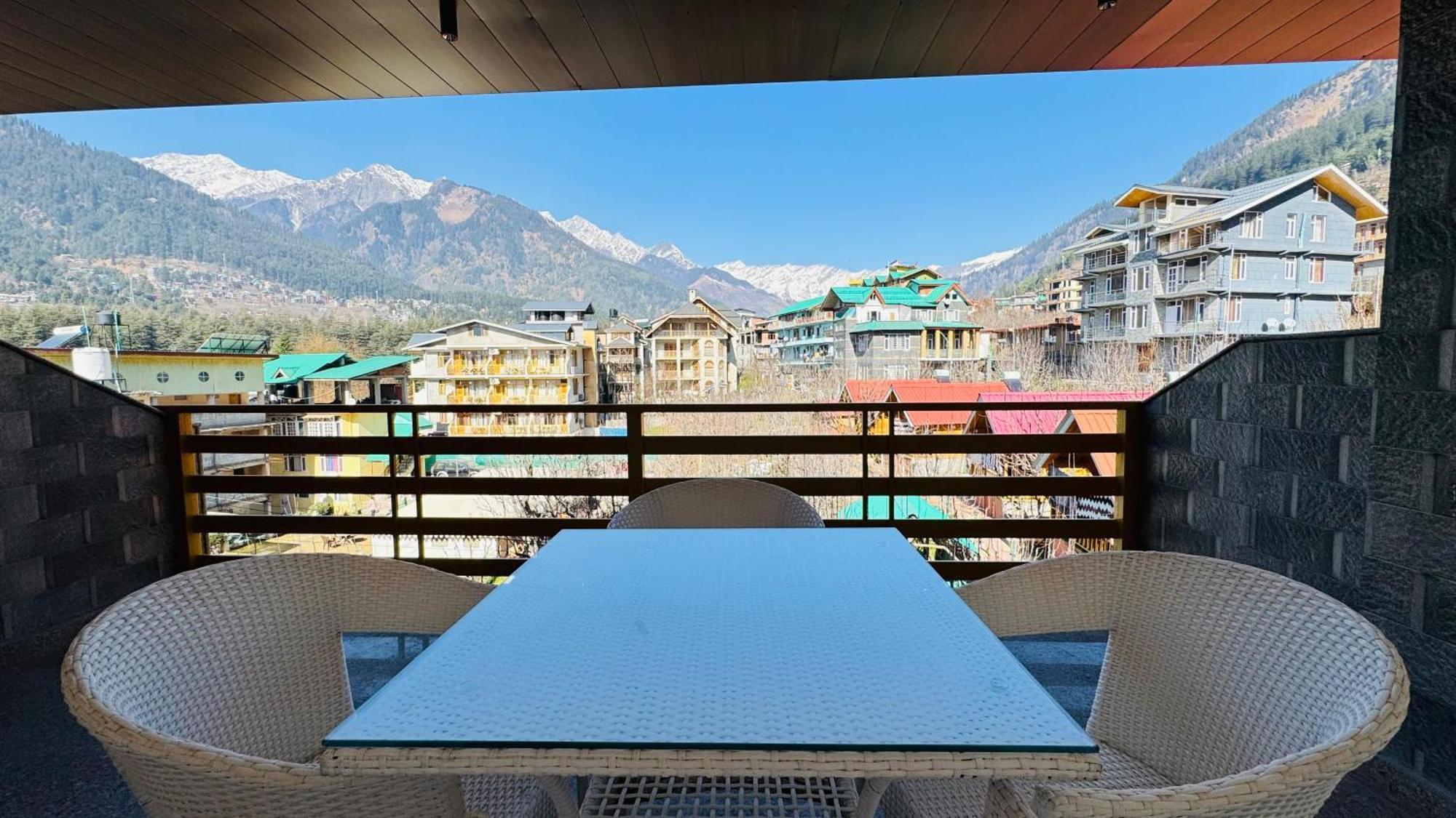 The Midnight Garden Manali Hotel ภายนอก รูปภาพ