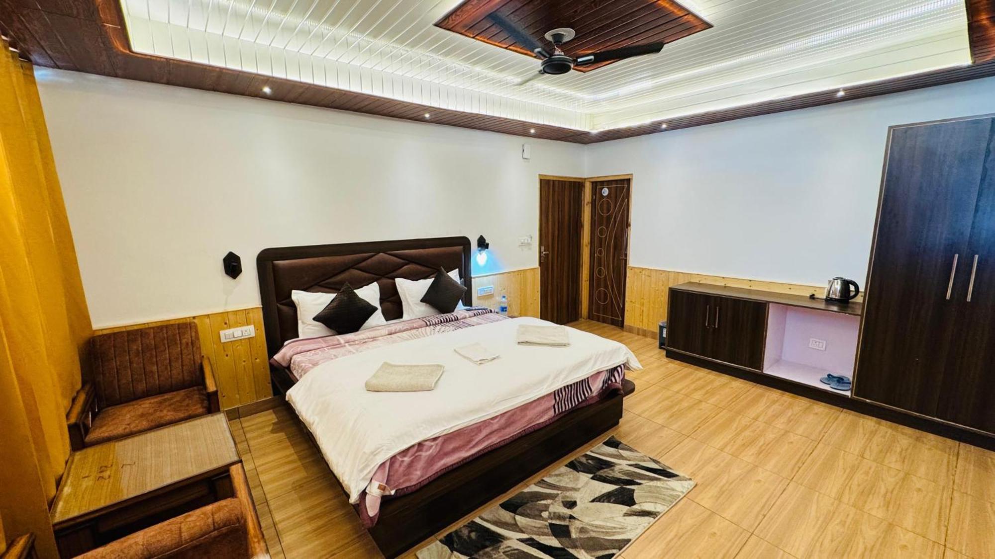 The Midnight Garden Manali Hotel ภายนอก รูปภาพ