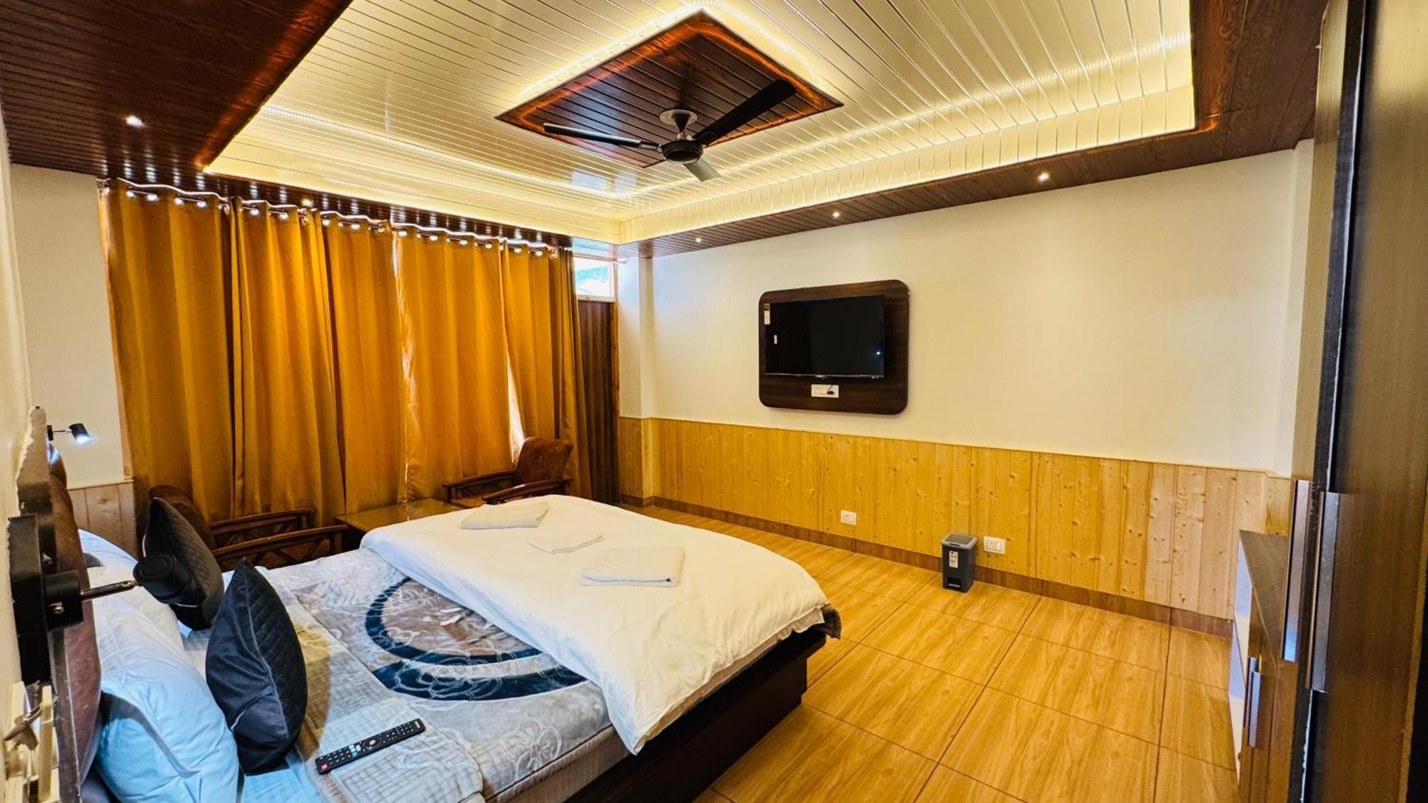 The Midnight Garden Manali Hotel ภายนอก รูปภาพ